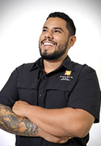 Steven Martínez